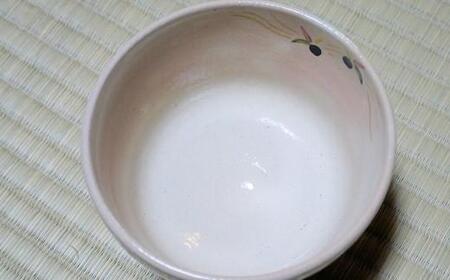 【伝統工芸品 清水焼】京絵付け茶碗「うさぎと羽子板」（伝統工芸茶碗 お茶碗 陶器）