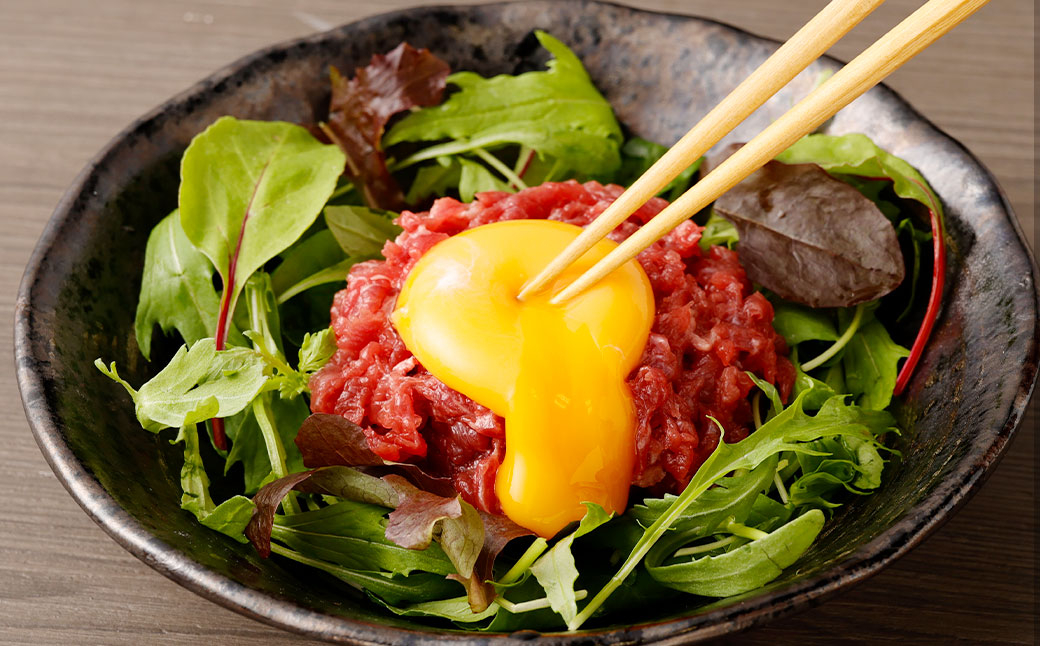 【5ヶ月毎3回定期便】鮮馬刺し 赤身ユッケ 計約1500g（約500g×3回）