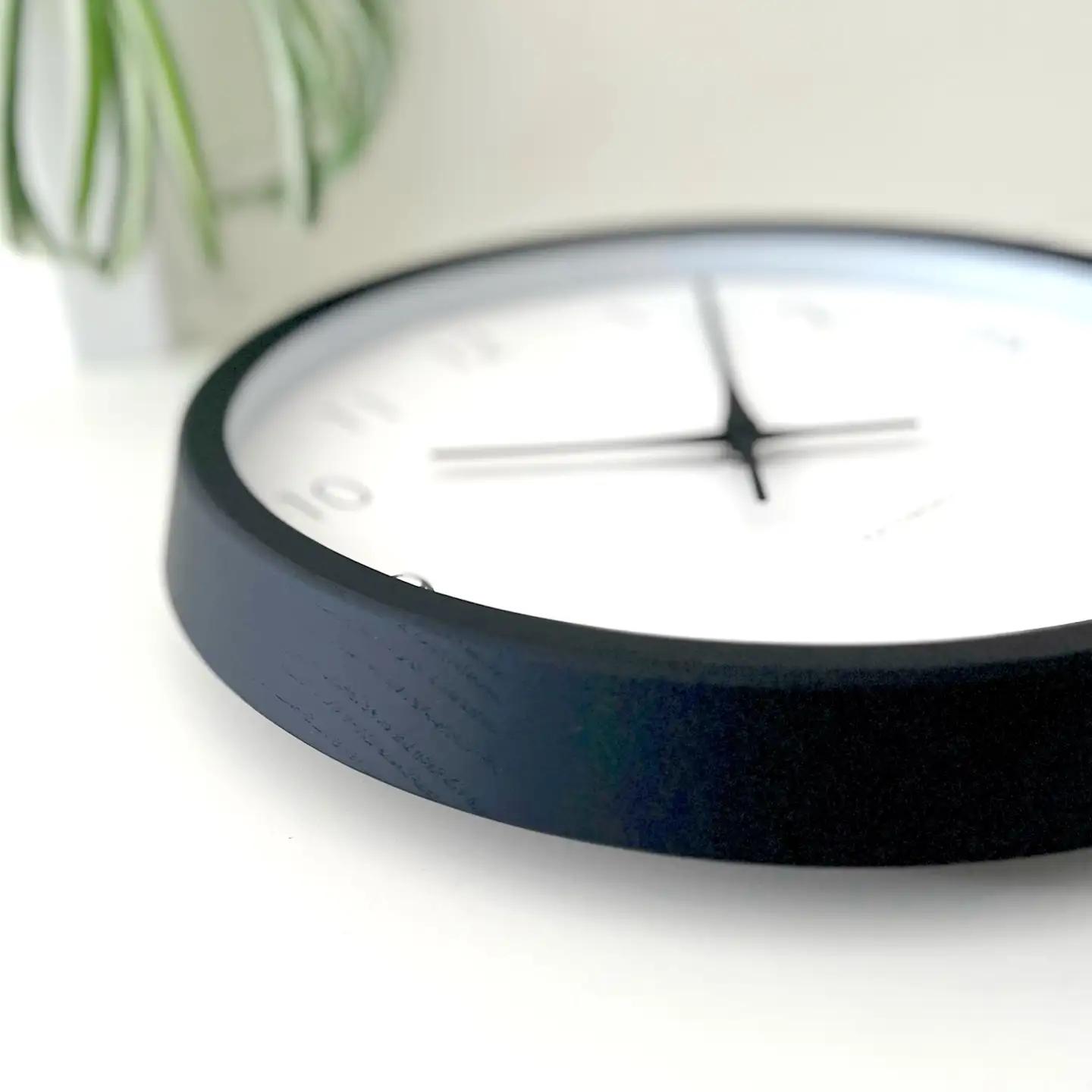 KATOMOKU muku clock 7 ≪km-60BK≫木製掛け時計(ブラック/スイープムーブメント(連続秒針))【B25-BK-1】