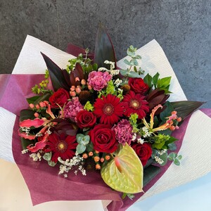 お楽しみ！6か月 お届け 季節のアレンジメント「Large」 | アレンジ タイプ 高さ約42cm 横幅約40cm お花 flower フラワー ふらわー 花 はな リトルシード インテリア 植物 定