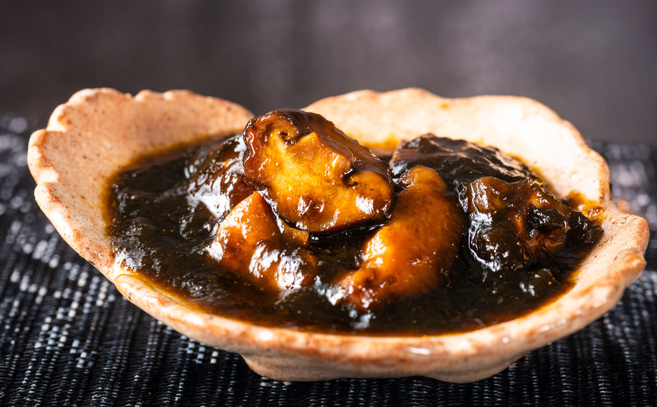 四日市認定地場特産品【泗水十貨店（しすいじっかてん）】ゴロゴロ椎茸入りあおさのり佃煮（180ｇ×２瓶）手提げ袋付き