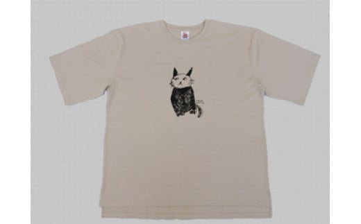 
【21A010】　ネコのＴシャツ
