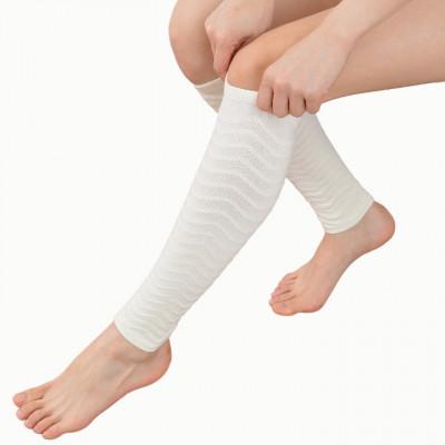 ふるさと納税 大和高田市 日本製 シルク 手もみ レッグウォーマー スッキリ ふくらはぎ 白 (21005-3329) |  | 02