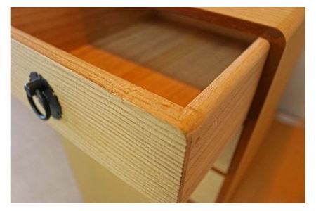 熟練桐たんす職人が手作りした三段小引出（柾目・特上品）　【11246-0121】