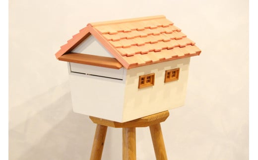 木製家形ポスト【ピンク】