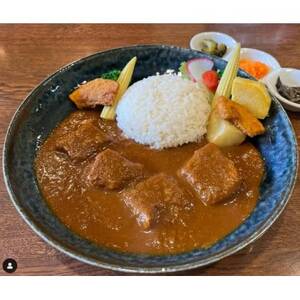 煮込み豚カレー　200g×3個セット【配送不可地域：離島】【1643452】