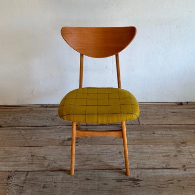 ふるさと納税 富田林市 Karl Dining Chair リボン マスタード ミディアムブラウンフレーム【SWOF】 |  | 01