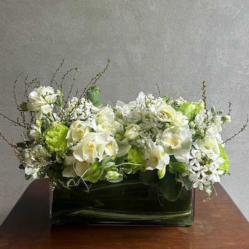 【ふるさと納税】 「MAKOTO OKUDOMI」オーダーメイドフラワーアレンジ 東京都 渋谷区 お花 自然 インテリア 雑貨 オーダーメイド お祝い 御礼 母の日 贈り物 ギフト プレゼント 送料無料