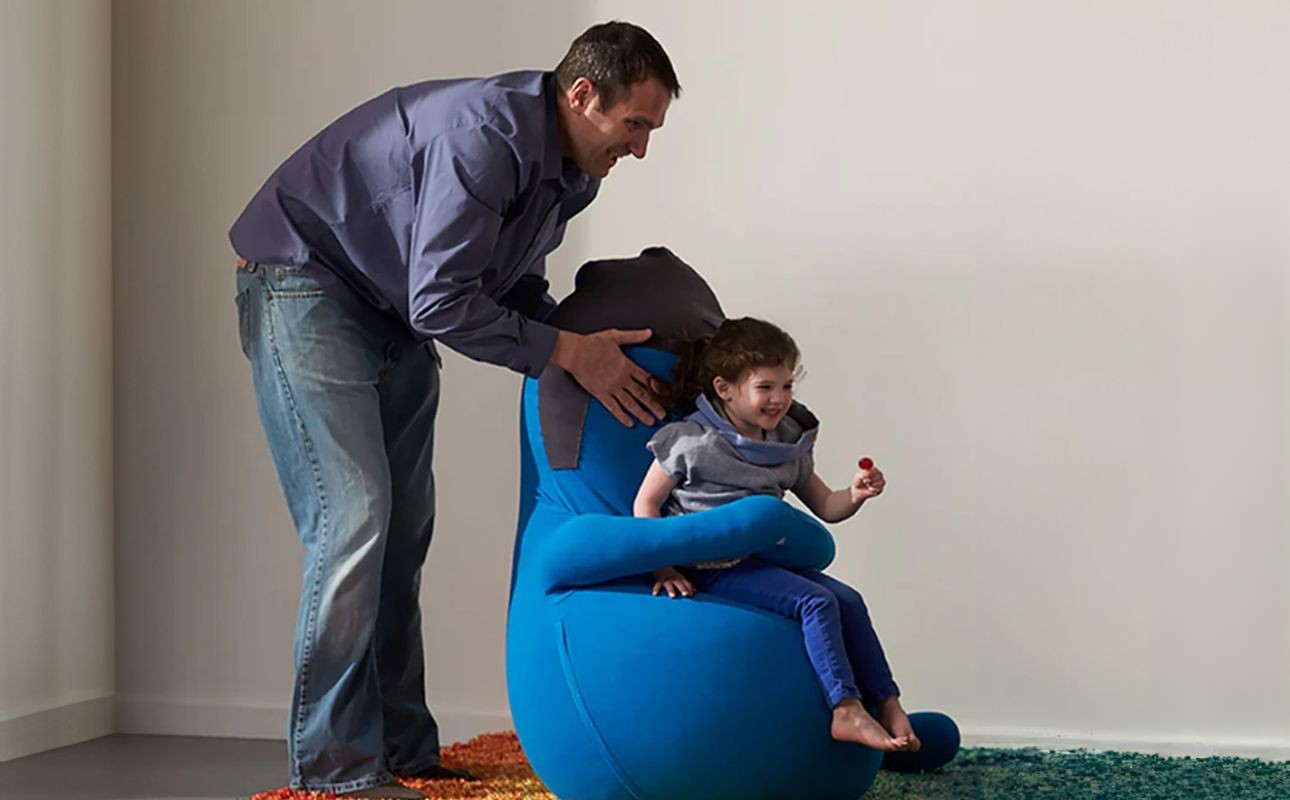 あなたをやさしく抱きしめてくれるかわいい友達。Hugibo Premium（ハギボープレミアム）ピンク【Yogibo ヨギボー プレミアム ビーズクッション ビーズ 座椅子 椅子 クッション ビーズソ