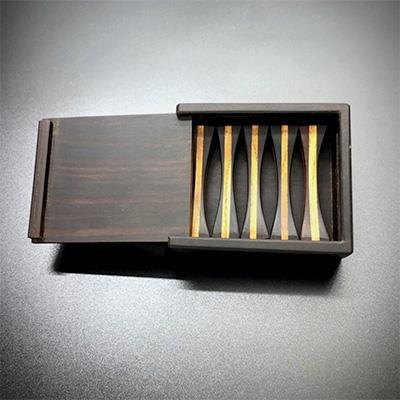 ふるさと納税 那賀町 箸置き5客セット箱付き(黒檀・欅)