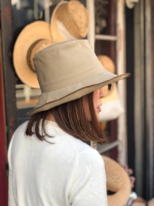 012 Mia Hat Canvas Soft Hat　【Beige】 帽子 ハット 59cm ベージュ コットン100% パラフィン加工 サイズ調整ゴム付き 1枚仕立て 薄い 軽い 折りたたみ 携帯
