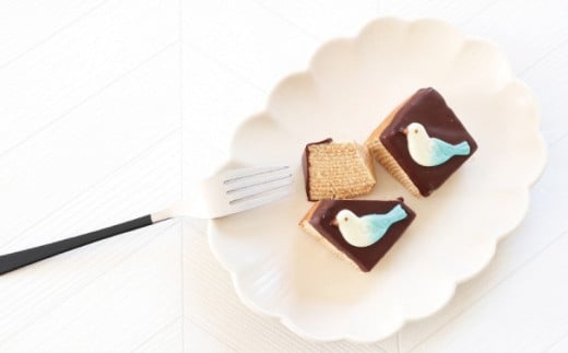 バームクーヘン 青い鳥クーヘン 8個 国産 バター チョコ チョコレート 卵 玉子 tamago タマゴ  菓子 洋菓子 焼き菓子 お菓子 おかし スイーツ おやつ 美味しい 手作り ドルチェ デザー