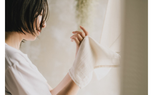 [こなゆき] 3重ガーゼフェイスタオル コバルトブルー 鹿柄(ワンポイント) 夏雪 [1169]