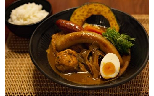 
八王子・奥芝商店Tokyo　プレミアムおうちカリー3人前（冷凍）
