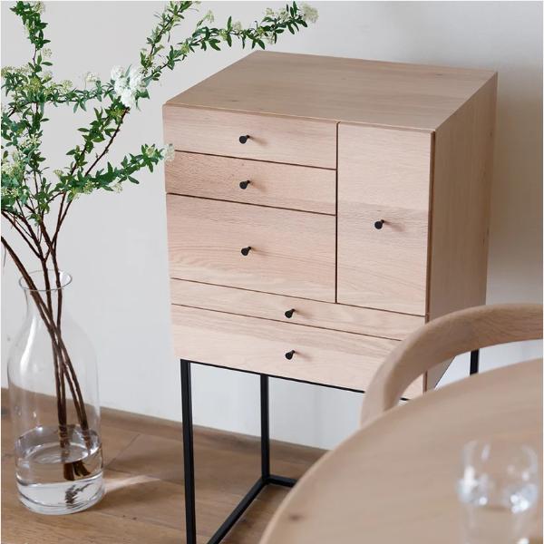 
                  【受注生産】 HIRASHIMA VARIO Chest 042 チェスト 棚 収納 収納棚 タナ アクセサリー 雑貨 家具 棚 かぐ カグ ウォールナット たな または オーク W42 D38 H84 しゅうのうだな リビング収納棚 柳川市家具 人気 おすすめ 福岡県 柳川市
                