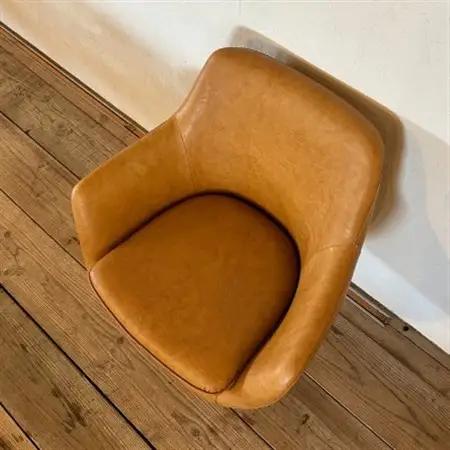 Cosmic Chair(コスミックチェア)X脚 ランド キャメル【SWOF】_雑貨・日用品 椅子・チェア・ソファ 家具・インテリア _【1561411】