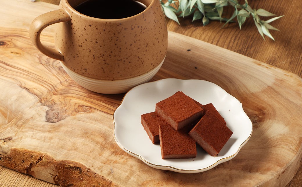 【3回定期便】 《冷凍》 北海道生チョコレート （ミルク） 5箱×3回 合計15箱