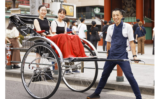 
浅草人力車の一番の老舗！浅草観光人力車乗車チケット【２名様３０分コース】
