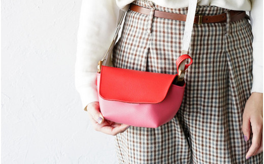 No.247-08 カラーオーダーできるPVCレザーカメラポーチ「sacoa」（ネイビー）