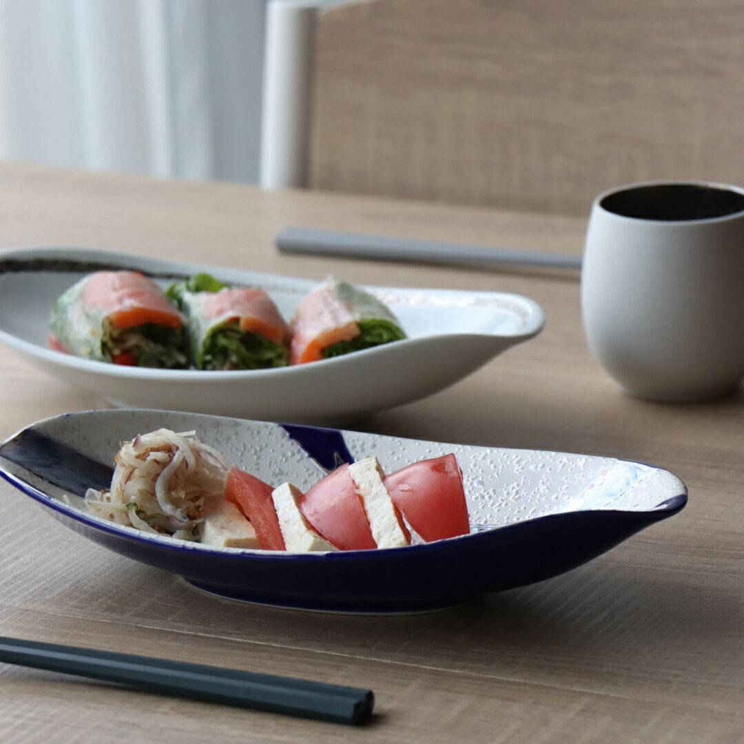 【ふるさと納税】有田焼 シルバー・ブルーライン オーバルプレート 2枚セット【山忠】器 食器 皿 楕円 前菜 サラダ皿 おしゃれ 可愛い 35000円 3.5万円 A35-585