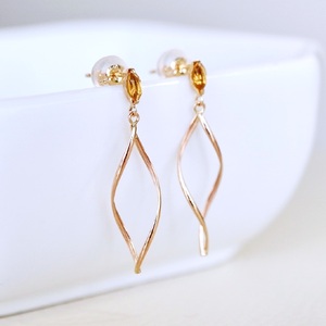 K10YG(10金) イエローゴールド 揺れる シトリン 地金 ピアス  保証書付 SR-2363 242-055-b