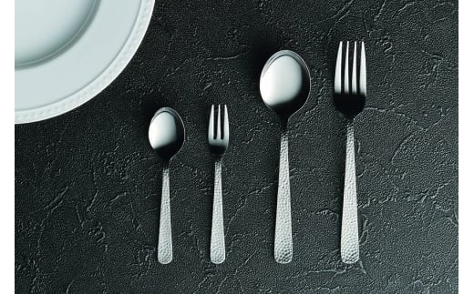 槌目カトラリーの4種 × 4人セット FC016055