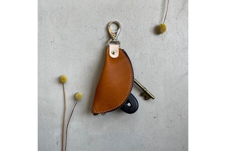 バナナキーケース（ヌメキャメル）