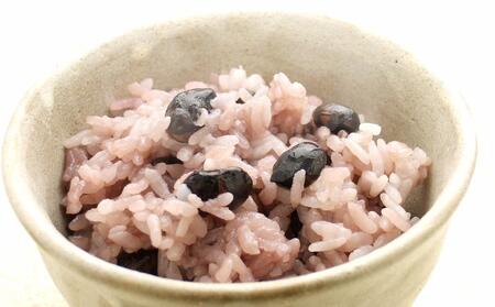 【お試サイズ】北海道 黒豆茶150ｇ 1袋 【 お茶 茶 飲料 飲み物 黒豆茶 黒豆 国産黒豆 ノンカフェイン 風味豊か 北海道 旭川 】_04761