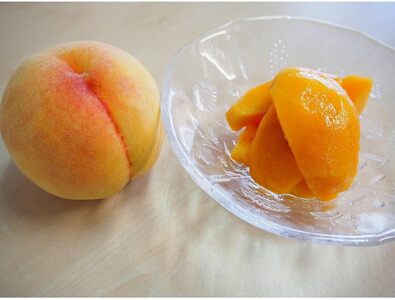 ★かつらぎの黄桃★＜品種おまかせ＞約2kg(5～8玉)【2024年6月下旬～2024年8月上旬発送】