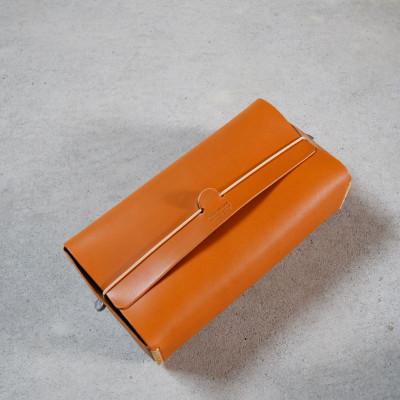 ふるさと納税 河内長野市 本革ティッシュカバー ベーシック キャメル 国産レザー Teha’amana |  | 02