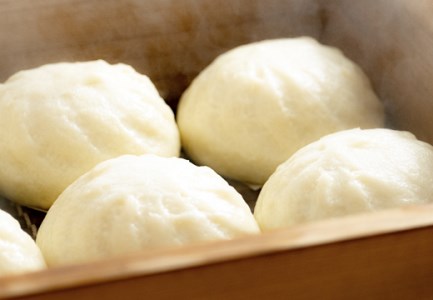 国産 ブランド豚 力豚使用 土佐力豚屋の特製豚まん 4個入り ご当地グルメ 冷凍配送 高知県産