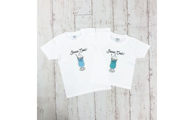 2人兄弟姉妹でおそろい /クリームソーダ グリーン（小）×ブルー（大）/ Tシャツ2枚組ギフトセット（90cm×140cm）
