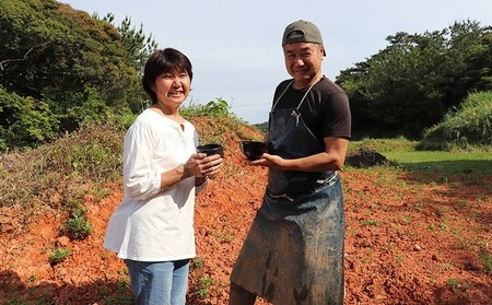 やちむん 迷いなし！手彫りで仕上げた作家こだわりの「男器」（小） 焼き物 陶器