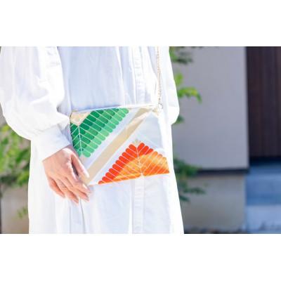 ふるさと納税 小山市 【一点ものの美しさを纏う】着物帯リメイクバック(オレンジ×緑)