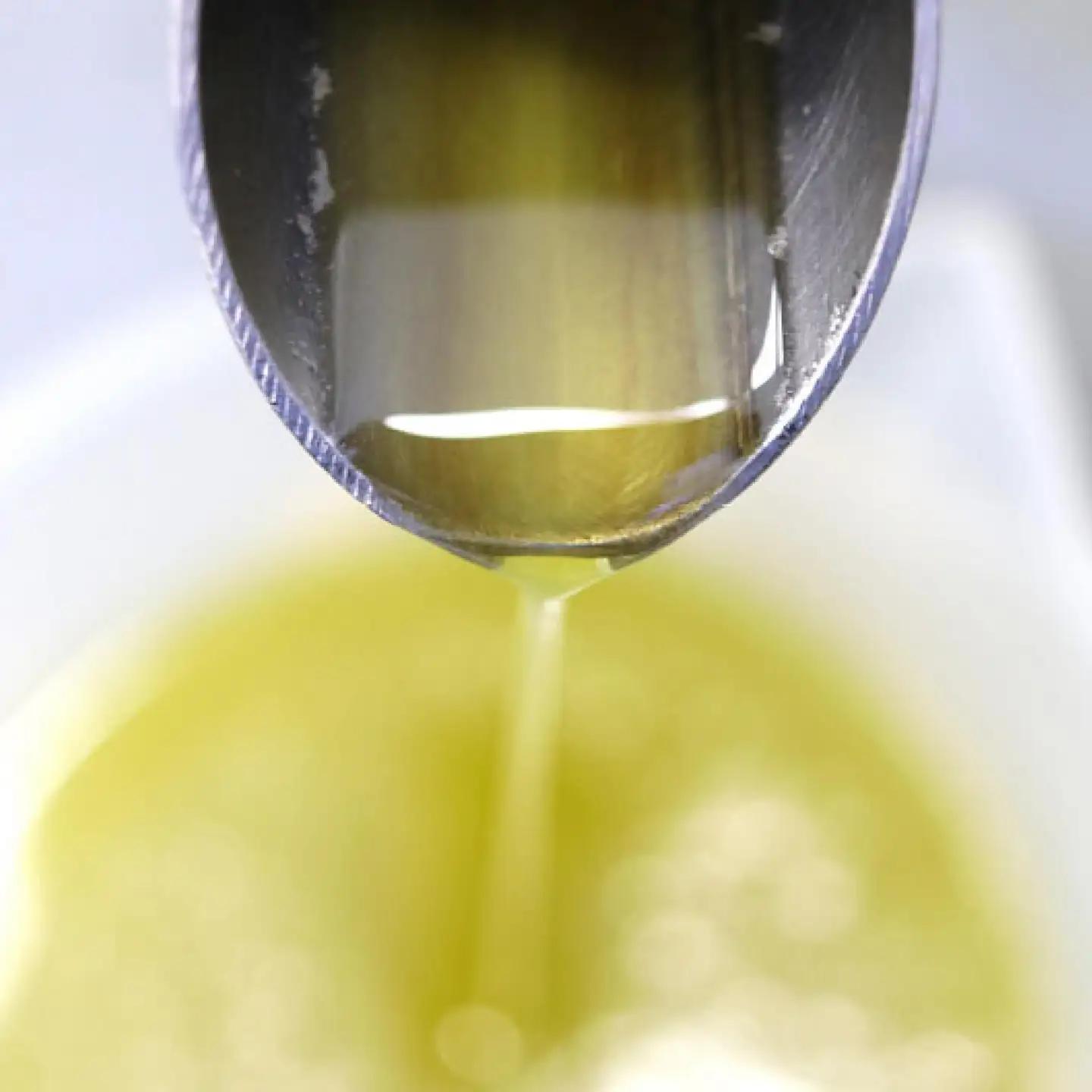 井上誠耕園 今季搾りたて小豆島産エキストラヴァージンオリーブオイル 20ml【化粧用】とオリーブ化粧水50mlセット