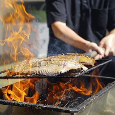 ふるさと納税 安芸市 【毎月定期便】本場 高知のカツオのたたき定期便 4節セット×全2回 |  | 01