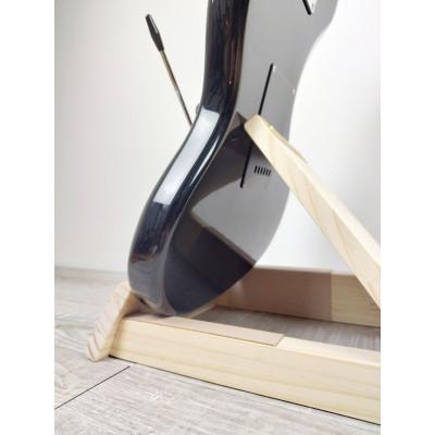 ふるさと納税 横手市 WOOD WORKS ギタースタンド 1本掛け エレキギターオフセットボディ用/ブラウン |  | 03