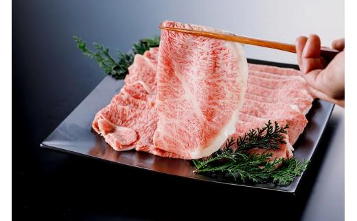 【優等賞受賞】黒毛和牛 食べ比べ 500g （肩ロース 250g モモ 250g）（京の肉 京都府産黒毛和牛 牛肉 和牛 国産 国産牛 焼しゃぶ すき焼き しゃぶしゃぶ モモ 肩ロース クラシタ 霜降り 赤身 食べ比べ  贅沢 ご褒美 贈物 お中元 お歳暮 ギフト 贈答  薄切り スライス 冷凍 京都府 ）