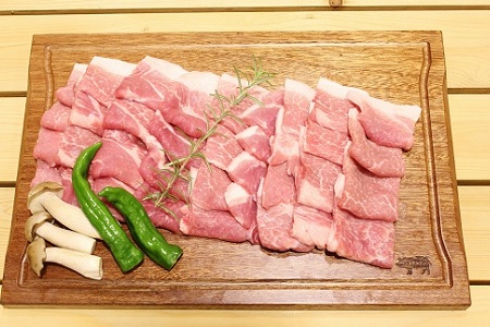 京丹波高原豚 豚モモ肉 焼肉用 1.3kg （ 焼肉 豚モモ 焼肉 豚肉 焼肉 ）  [010TN005]