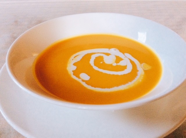 【かぼちゃのスープ】
かぼちゃと野菜をじっくり煮込み丁寧に裏ごししました。