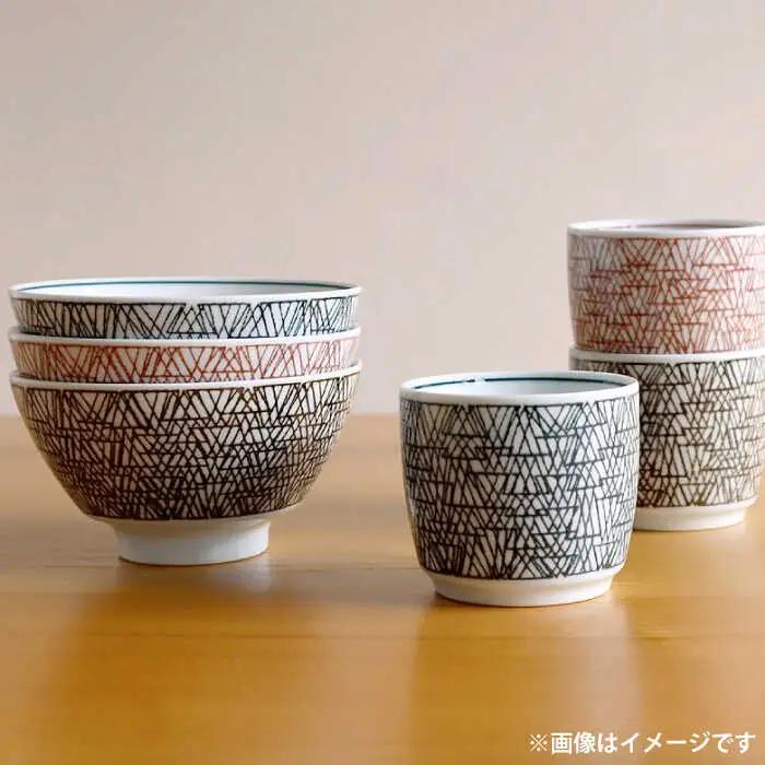 【白山陶器】【グラフ】飯碗(大)と湯のみ猪口 くろがねセット【波佐見焼】[TA166]