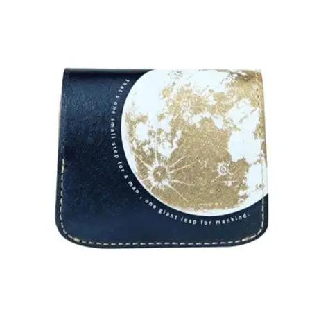 クアトロガッツ ミニ財布 小さいふ。コンチャ 月面着陸 JAPANレザー_装飾品・工芸品 財布 服飾小物 _【1615984】