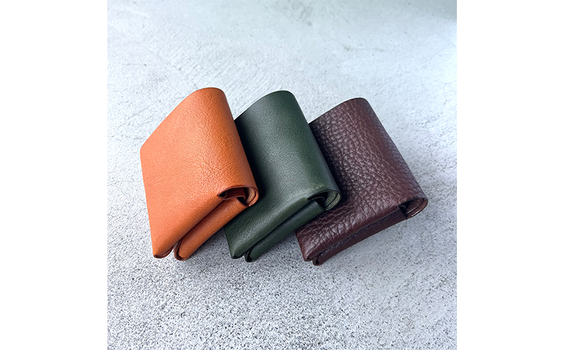本革 ノンステッチの二つ折りミニ財布 シボ入り栃木レザー　キャメル