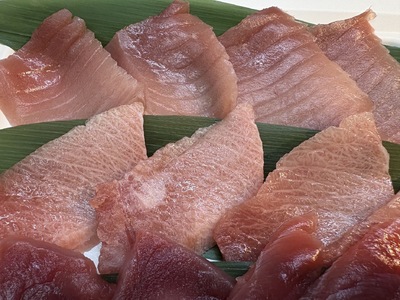 [ととパッチョ] 相模湾のまぐろ赤身 計320g (80g×4袋)《手軽にカルパッチョができるお魚スライス真空パック －80℃旬間凍結品》｜鮪 黒漫魚 金鎗魚 眞黒 まぐろ 魚 刺身 お刺身 冷凍 真