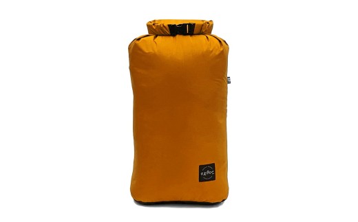 アウトドア バッグ ドライバッグ マスタード 12L 鞄  oxtos アウトドア キャンプ 日本製 旅行 海外 夏休み おでかけ お出かけ トラベル 透湿防水 ギフト 贈り物 プレゼント 石川 能登 羽咋 オクトス トキ 放鳥