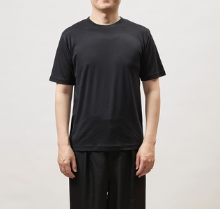 922 とろけるような着心地、高級ウールTシャツ