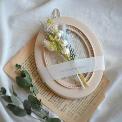 ふるさと納税 唐津市 【ギフトにも】ドライフラワー・インテリアフレーム(壁掛け&スタンド2way)/ホワイト |  | 01