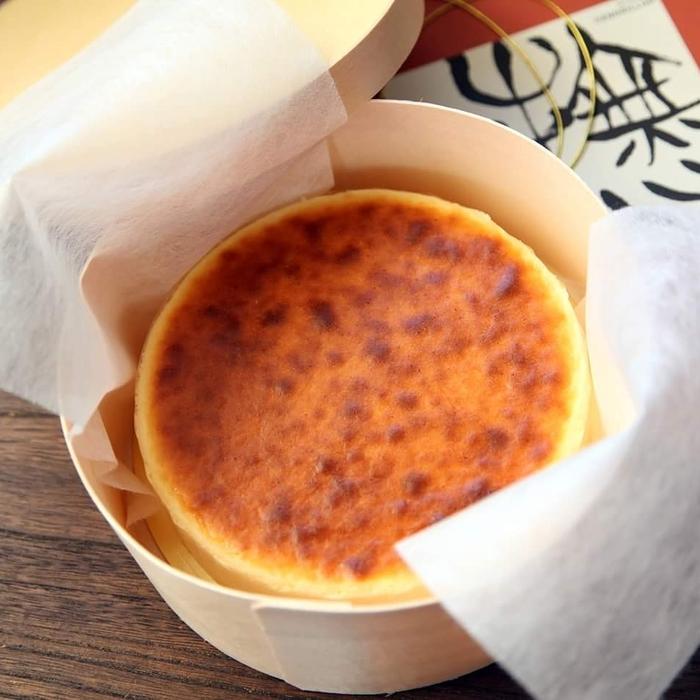 【ふるさと納税】半生チーズケーキ「撫川（ふるさと）」1個 350g サンドリヨン | 菓子 おかし スイーツ デザート 食品 人気 おすすめ 送料無料