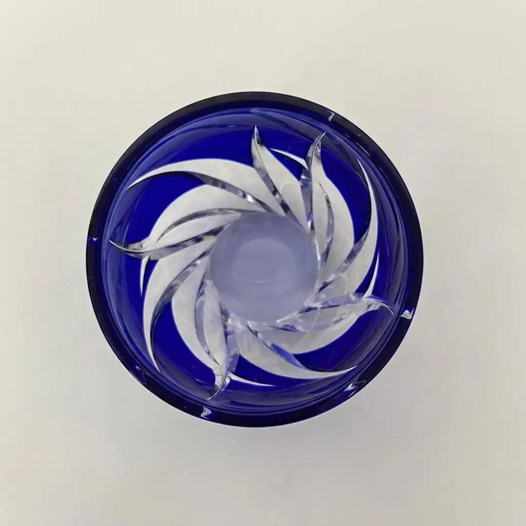 江戸切子 ぐいのみ 「焔」 瑠璃 【玻璃匠山田硝子】切子 グラス 工芸品 伝統工芸 酒器 クリスタルガラス 