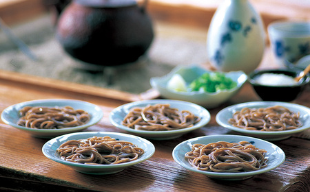 出石そば 国産そば粉使用 モンドセレクション 最高金賞受賞 特産品 出石 半なま つゆ付き 6人前 工場より直送 田中屋食品 老舗 創業45年 受賞歴多数 国産 国内製造 蕎麦 ソバ 麺類 お中元 伝統 但馬 豊岡 コウノトリ